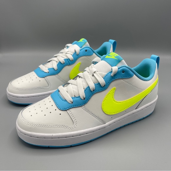 Nike Court Borough Low 2 Big Girl/SUMMIT WHITE/VOLT-BALTIC BLUE - Picture 12 of 17